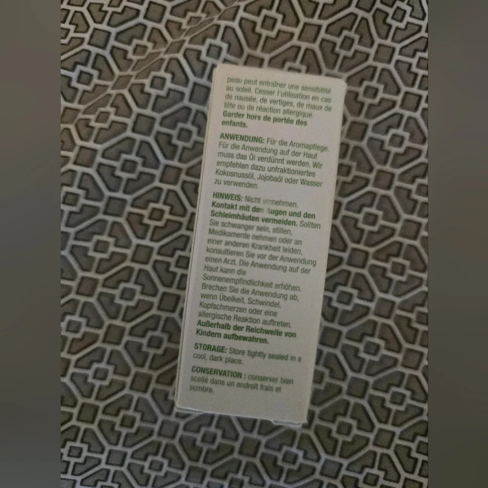 Arbonne Rescue & Renew Tea Tree Essential Oil